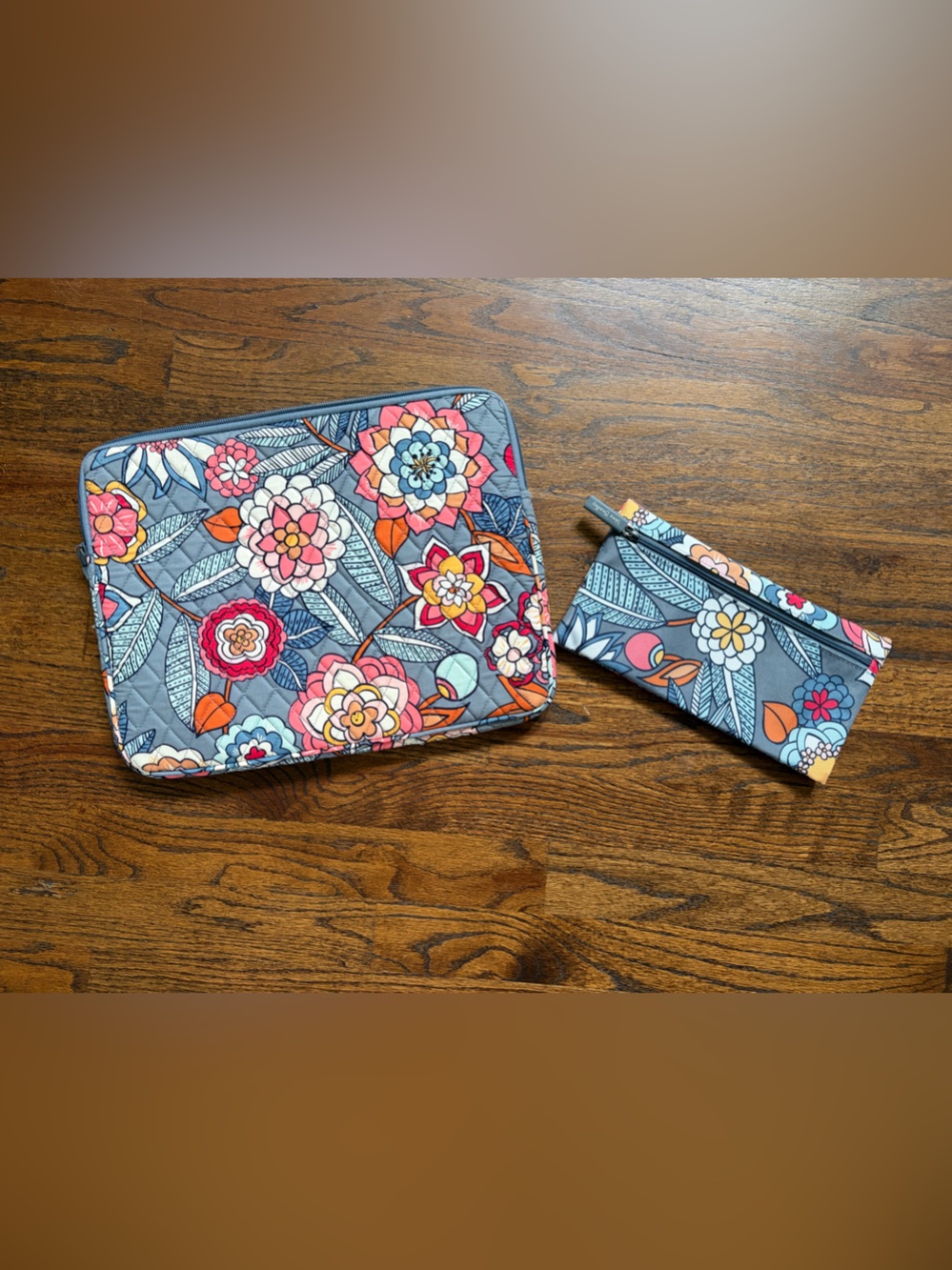 Vera Bradley Matching Laptop Case and Pencil Case
RETIRED Tropical Evening Print